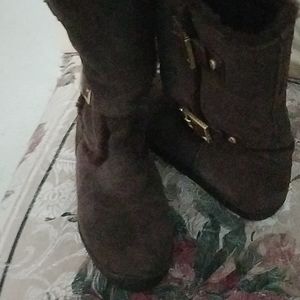 Tory Burch Suede and shearling Buckle boot